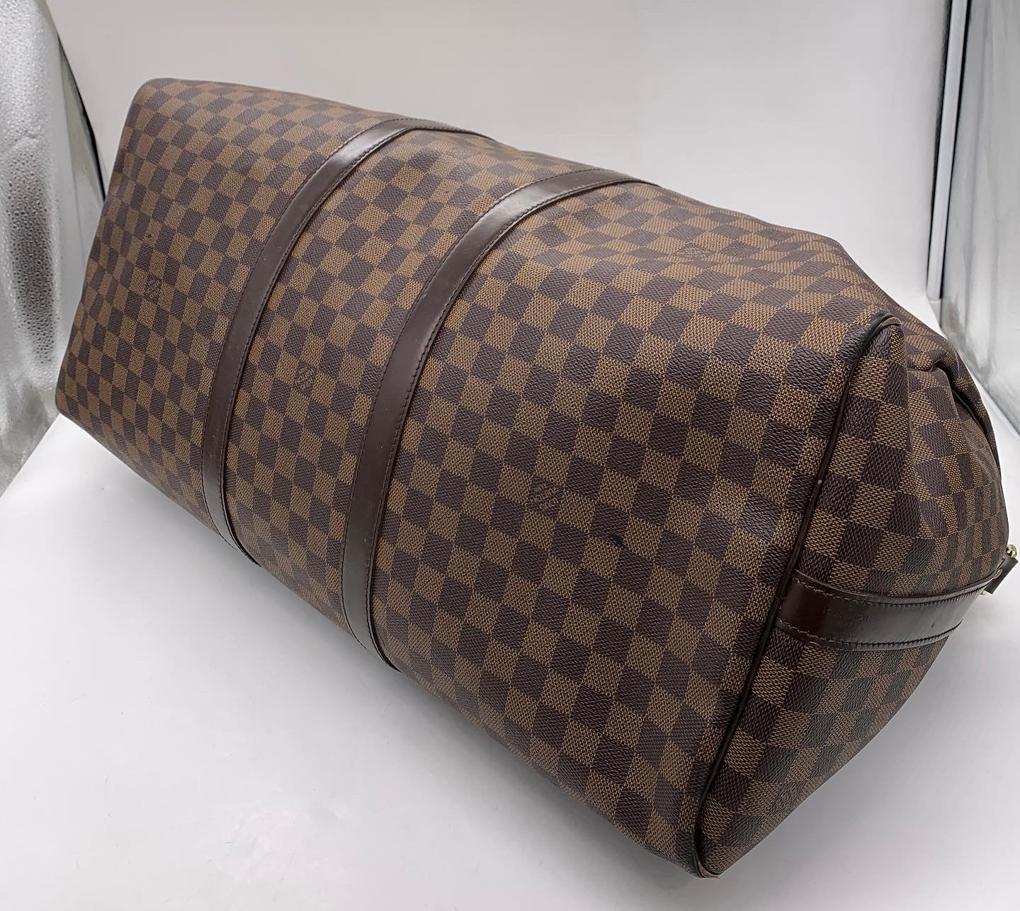 Luxury LV Travel Suitcase – Premium Hard-Shell Luggage for Business & Leisure